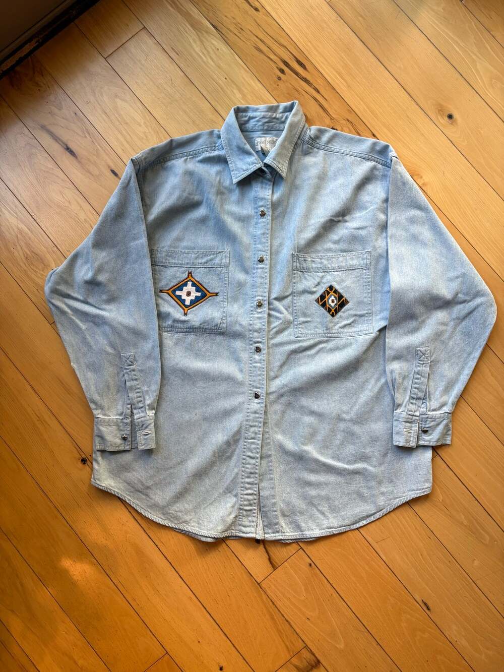 Vintage 90s Southwestern Wearable Art Denim Shirt L